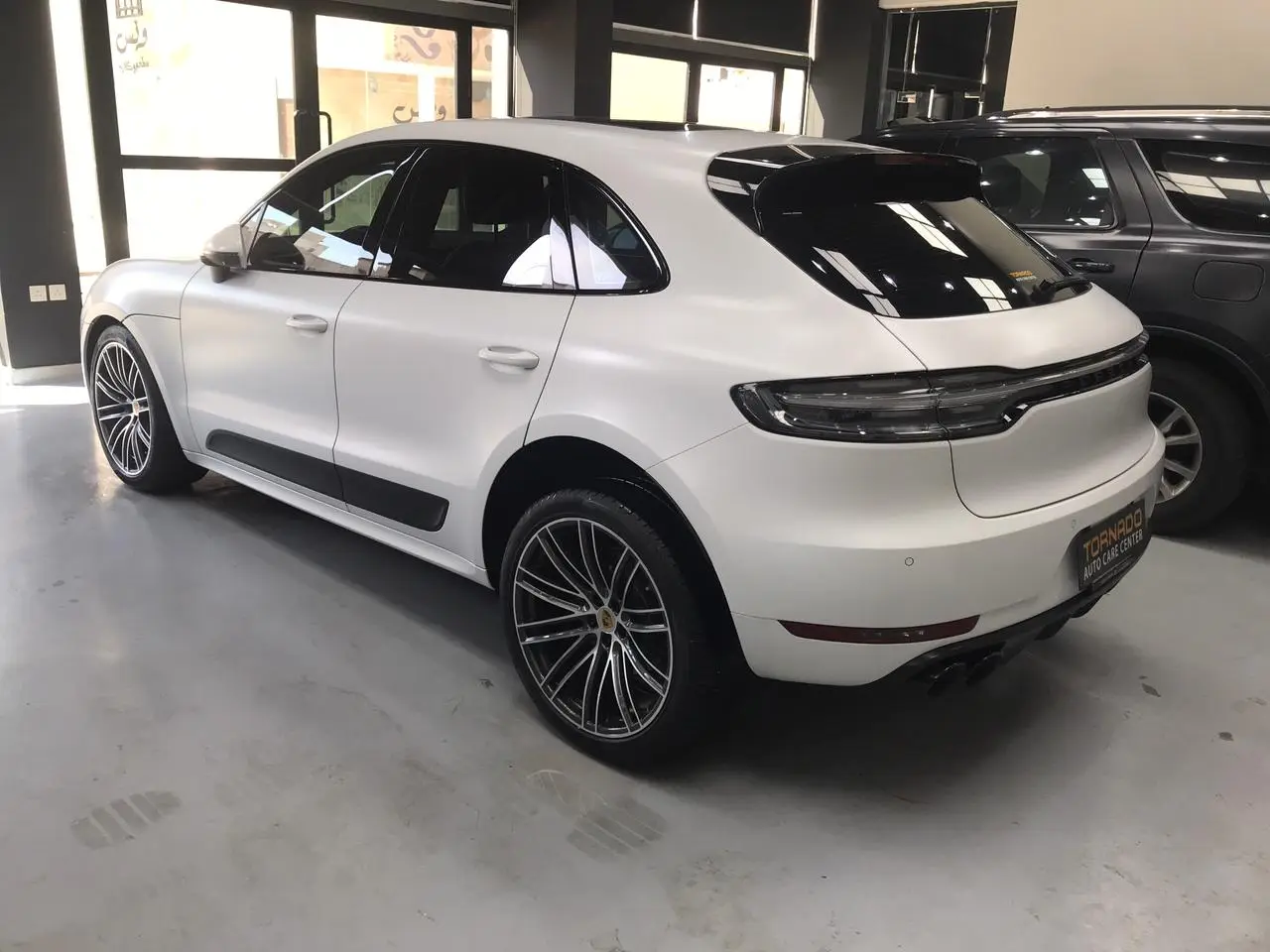 أيهما أفضل النانو سيراميك وأفلام الحماية؟ مقارنة بين النانو سيراميك وأفلام الحماية