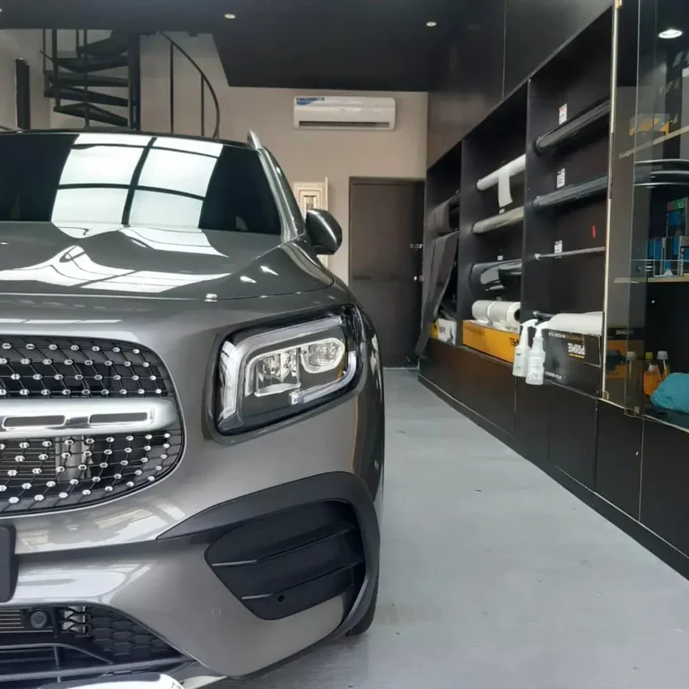 PPF مطفي أم لامع؟ أيهما أنسب لحماية سيارتك في جدة